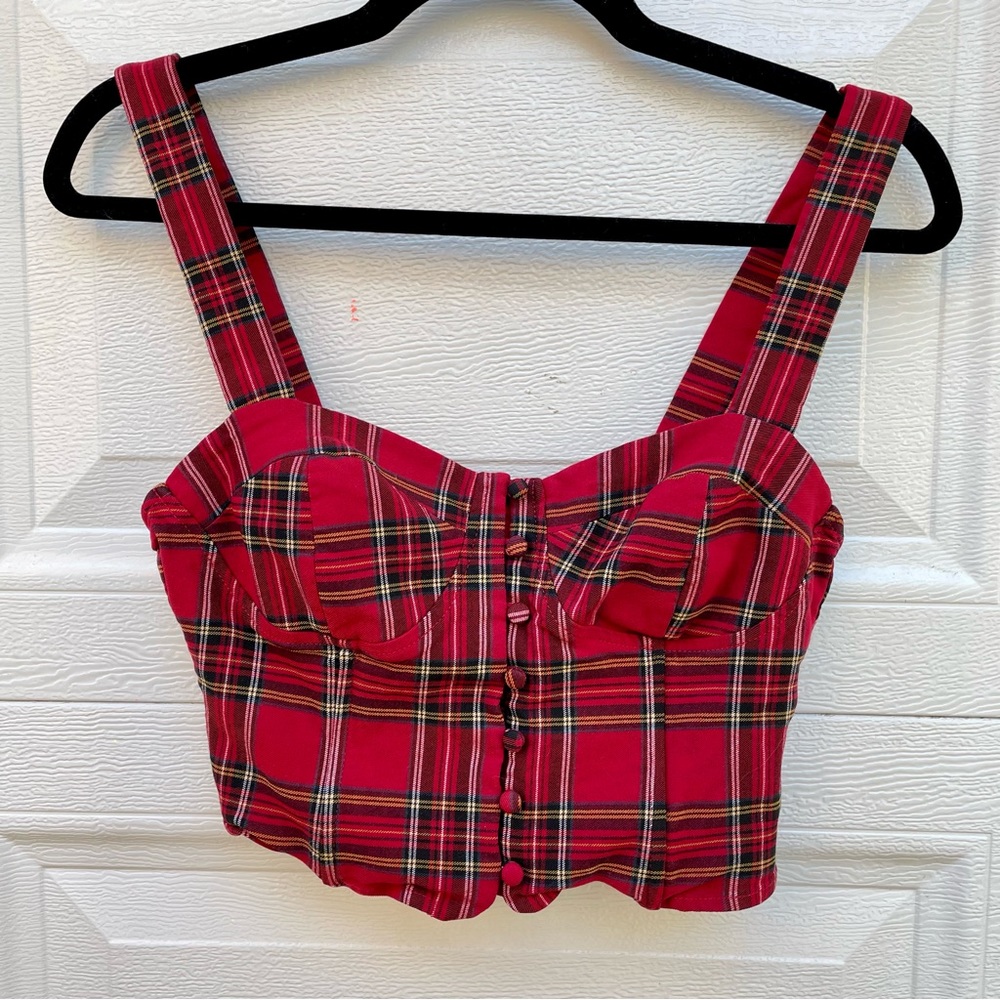 FOREVER 21 size M crop top plaid red with buttons down the front.